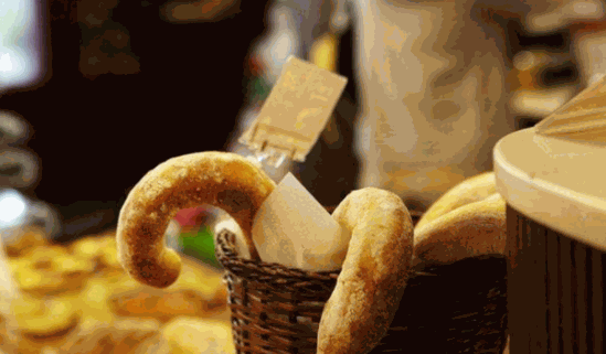 Bread and cup烘焙坊