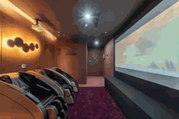 百視通極光點播影院