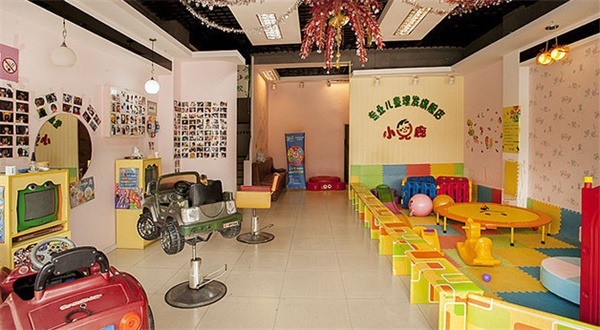 小兒廊專業(yè)兒童理發(fā)