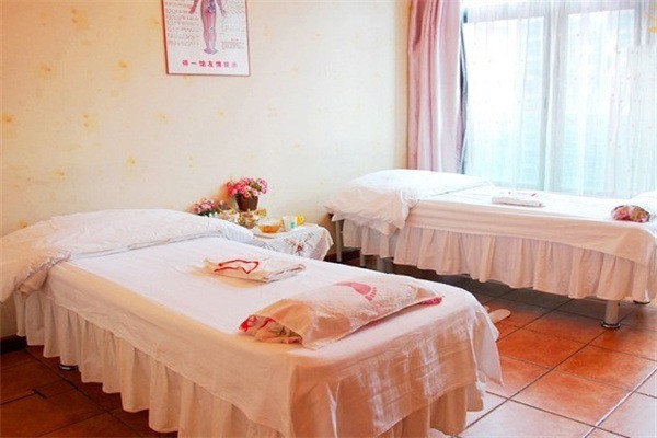 得一正脊養(yǎng)生館