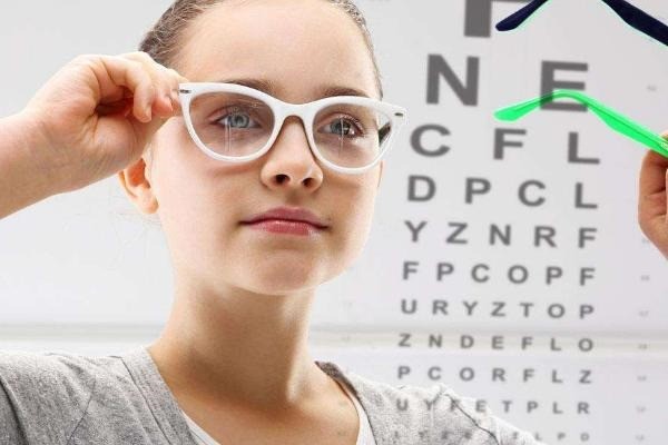 視晶寶視力康復(fù)中心