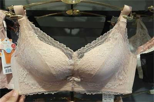 香閨蜜語內(nèi)衣