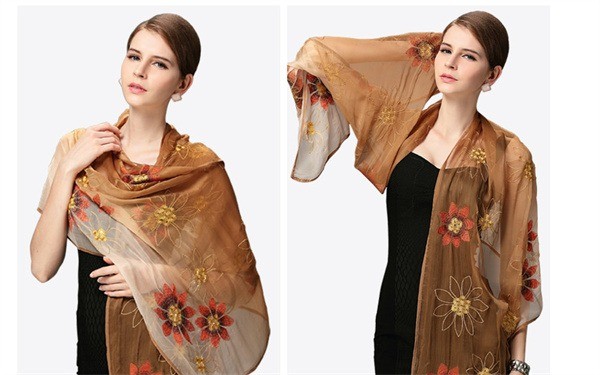 蘭詩雨服裝配飾