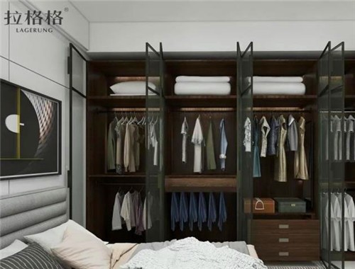 拉格格衣柜