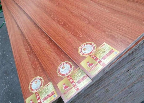 大王椰生態(tài)板