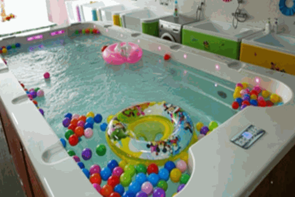 愛呵嬰兒游泳館