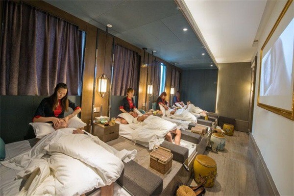 麗顏養(yǎng)生會所