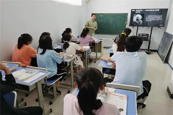 嘉優(yōu)培訓學校