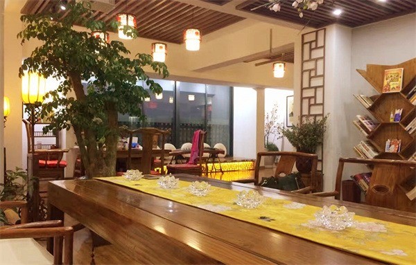 貝貝達(dá)人童裝