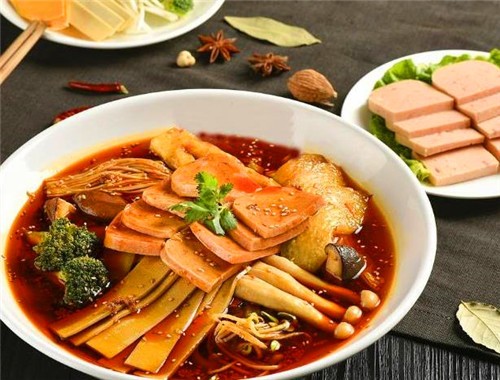 牛華阿婆麻辣燙