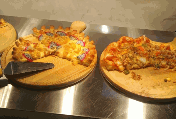 阿爾卑斯自助比薩