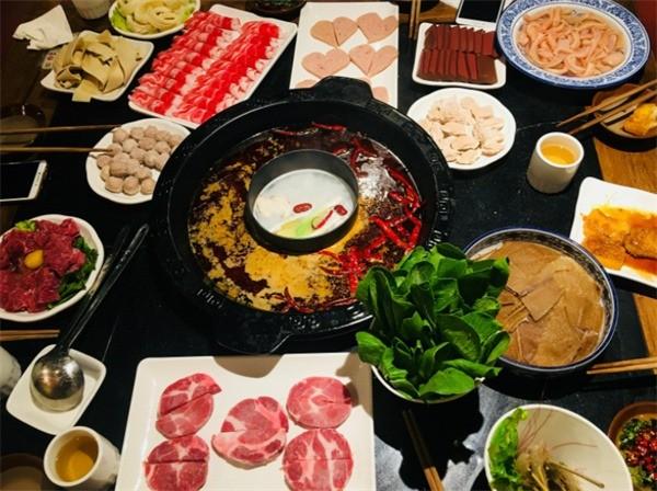 川韻特色火鍋