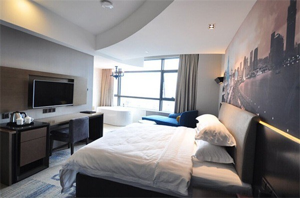 零點(diǎn)依精致酒店