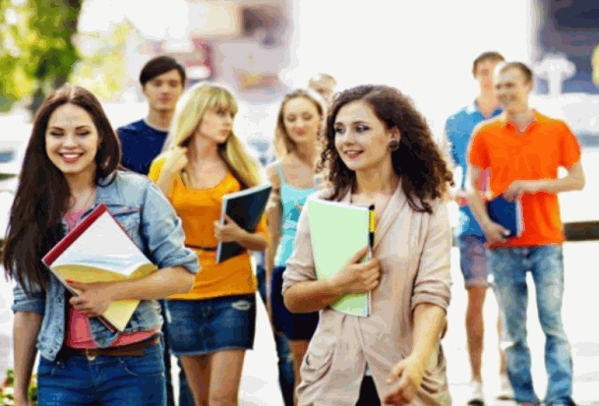 環(huán)球九萬(wàn)里教育