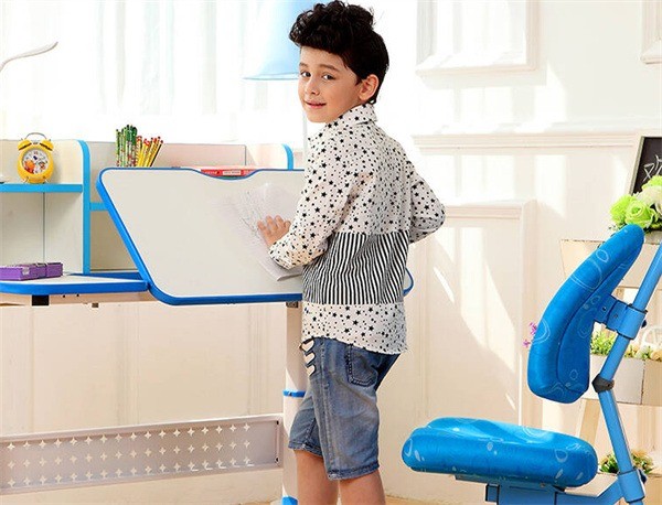 鑫裕隆學(xué)習(xí)桌