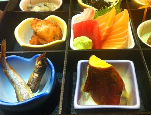 藍(lán)西國(guó)際料理