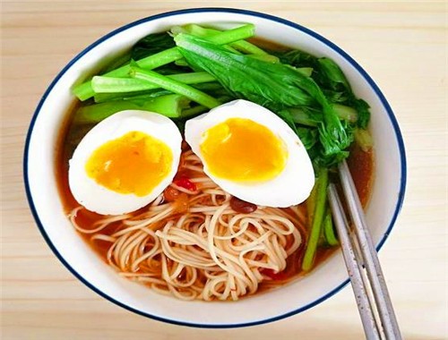 風(fēng)風(fēng)拉面