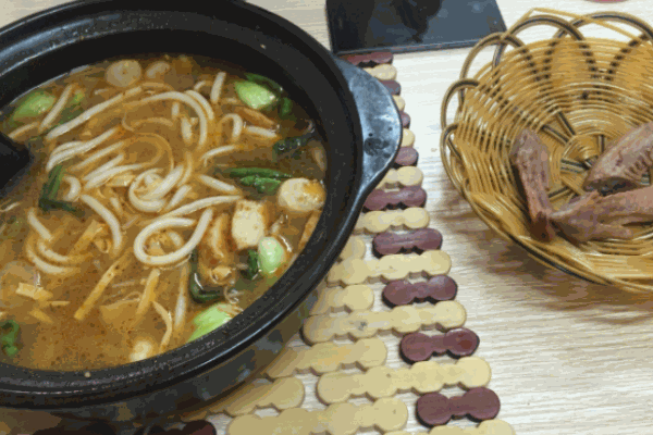 香滿橋牛肉米線