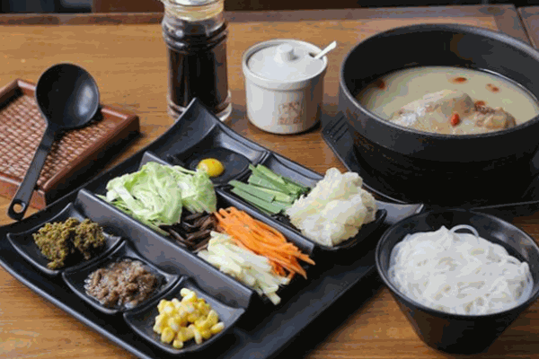 吉利緣過橋米線