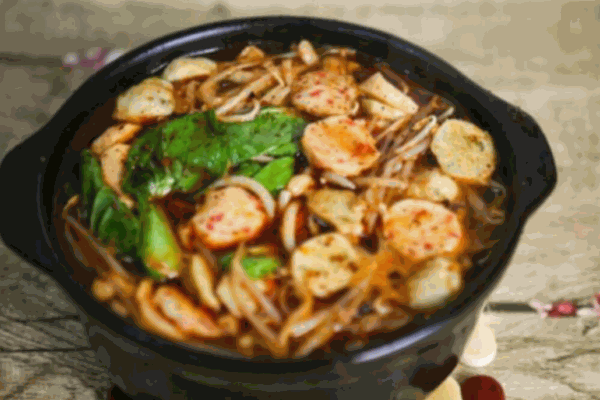 大理寺云南過橋米線