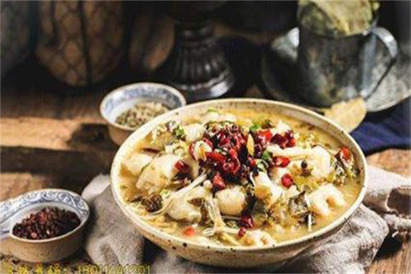 土鍋酸菜魚(yú)