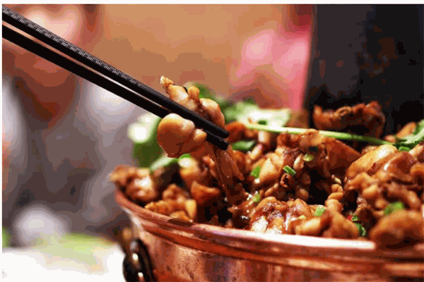 川街小巷牛蛙火鍋