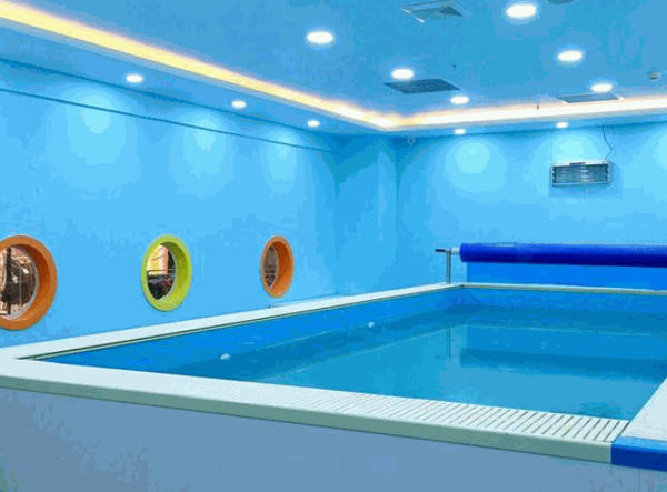 福永嬰兒游泳館