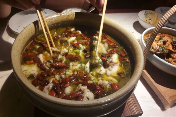 家和酸菜魚(yú)