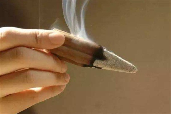 艾益天下艾灸養(yǎng)生會(huì)所