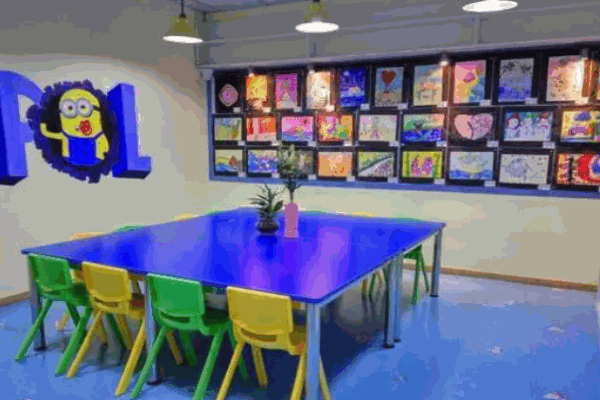 繪生繪色美術(shù)教育