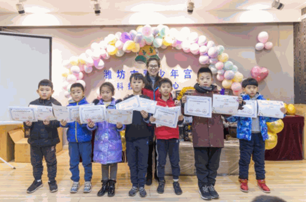 博派機(jī)器人