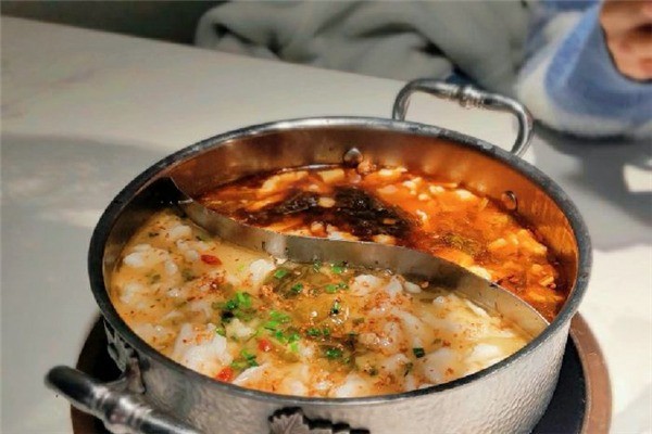 慶豐路酸菜魚(yú)