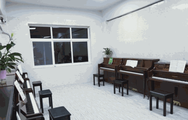 快樂鋼琴藝術(shù)中心