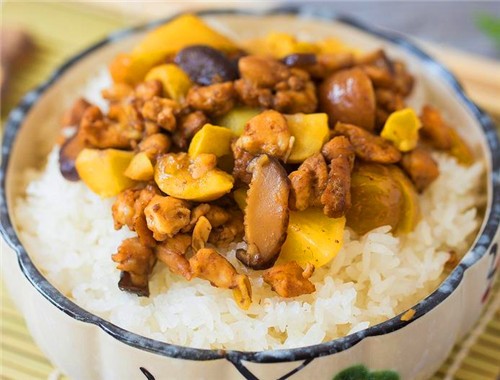 趣味香黃燜雞米飯