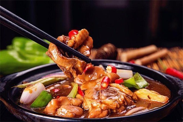 花甲米線黃燜雞米飯