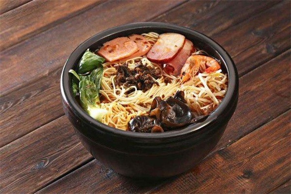 米小仙兒砂鍋米線