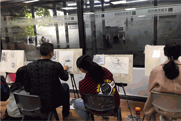 藝新美術(shù)學(xué)校