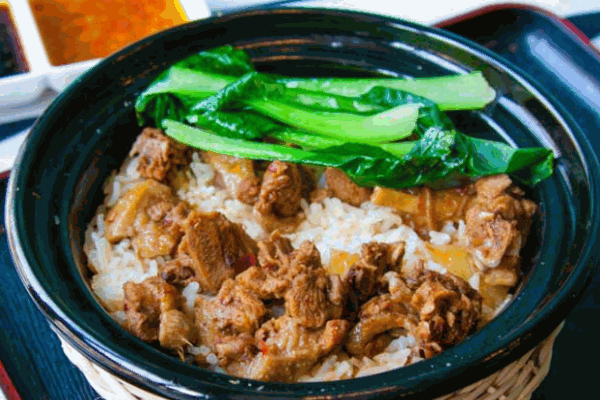 口福煲仔飯