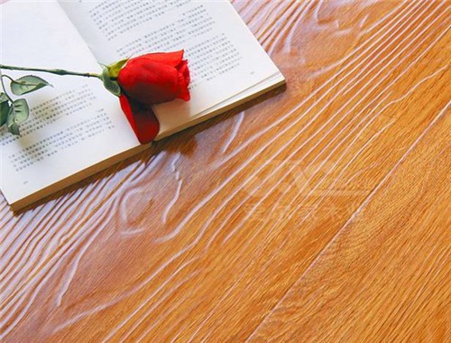 愛(ài)爾家地板