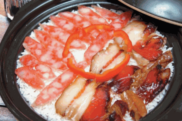 飯跑跑特色煲仔飯