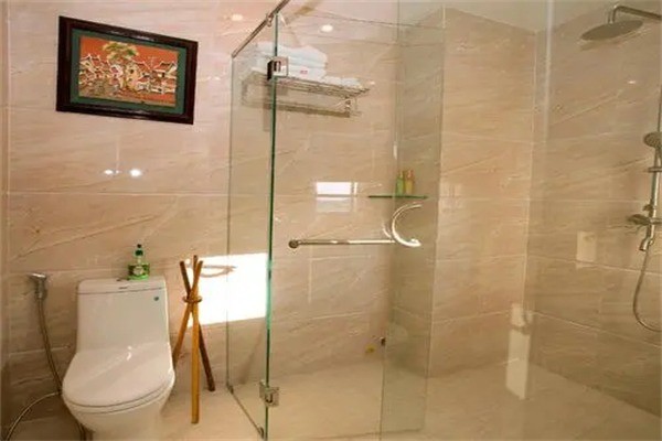 雷克斯衛(wèi)浴