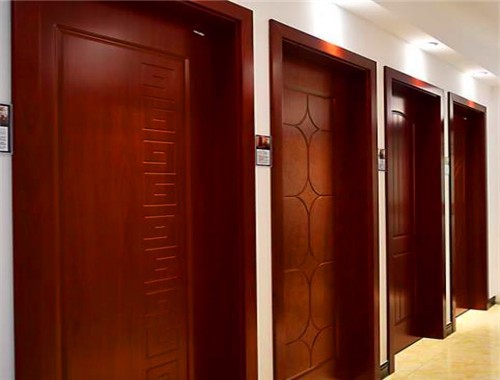 新標(biāo)門(mén)業(yè)