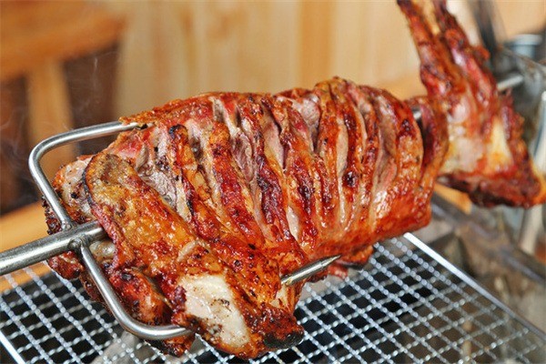 碳烤羊腿