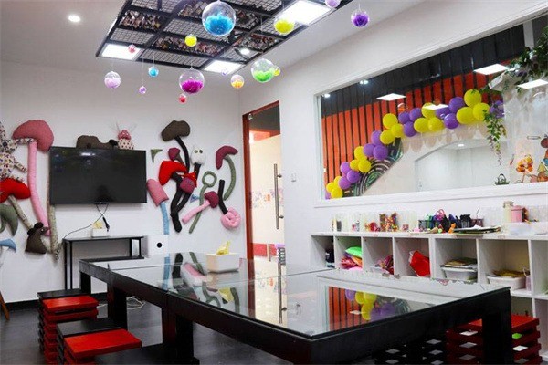 億暢想美術(shù)教育