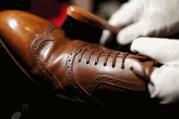 新發(fā)皮具護(hù)理