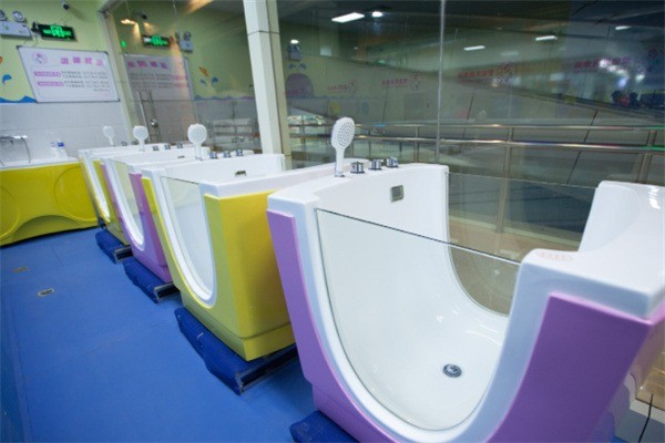 億愛寶貝嬰兒游泳館