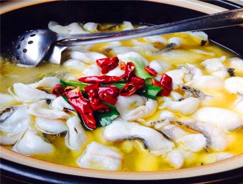 本塘酸菜魚(yú)