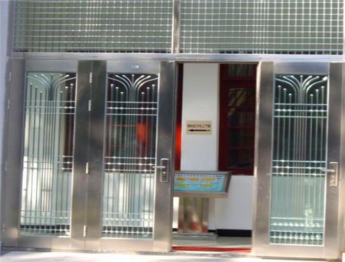 美心辰希防盜門