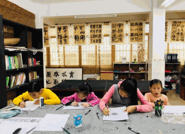 老馬美術(shù)培訓