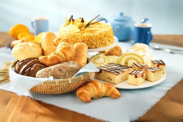 Bread and cup 烘焙坊